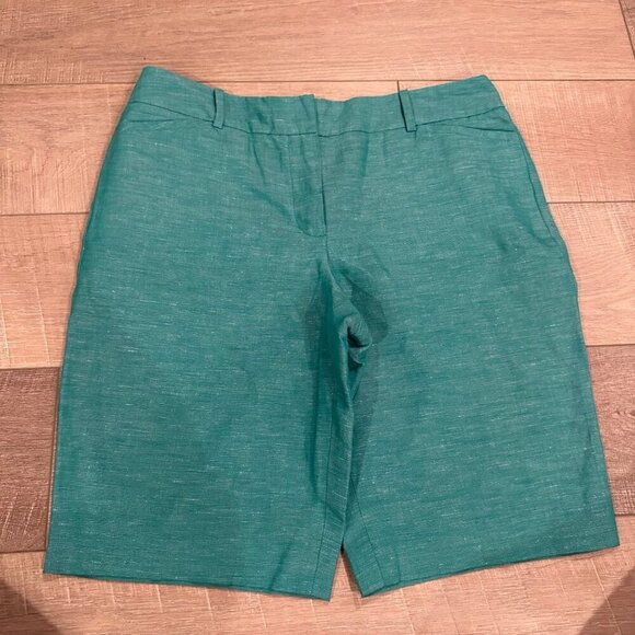 TALBOTS WOMENS GREEN LINEN SHORTS SIZE 6 - Picture 1 of 9